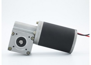 蝸輪蝸桿減速電機和步進(jìn)電機區(qū)別大嗎？